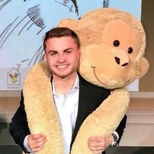 Meet your Posher, James